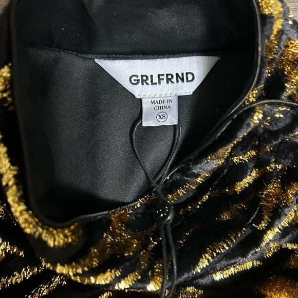 NWT GRLFRND Janice Mini Dress in Black & Gold Size XS Velvet Shimmer Cocktail - Picture 12 of 16